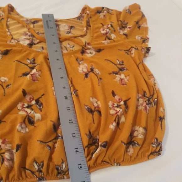 Rewind women's size S yellow, pink green and white floral blouse - Picture 7 of 10